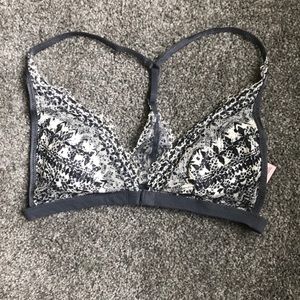 Victoria's Secret Intimates & Sleepwear - Victoria’s Secret Racer Back Bralette Victoria's Secret Intimates & Sleepwear - Victoria’s Secret Racer Back Bralette